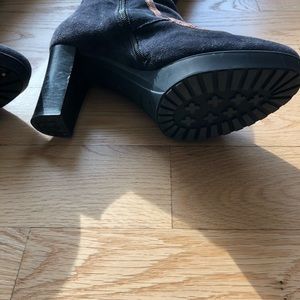 Suede Italian navy boots